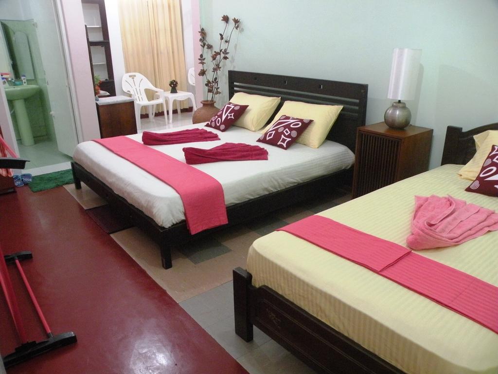 Henderson Airport Residence Negombo Habitación foto