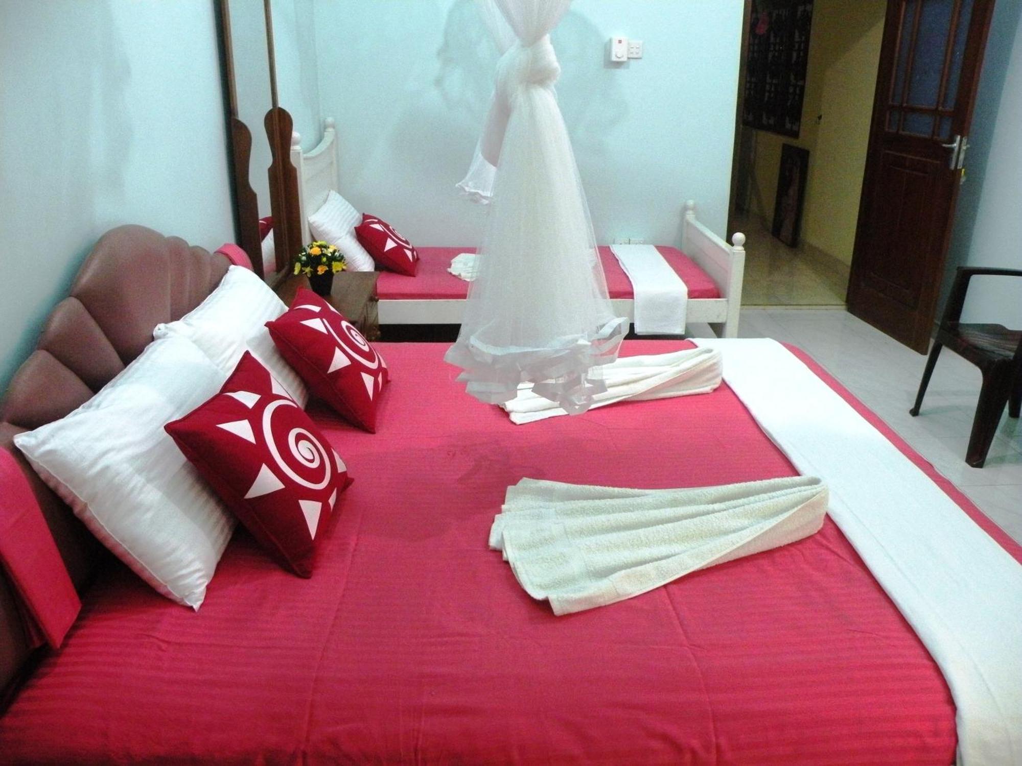 Henderson Airport Residence Negombo Habitación foto