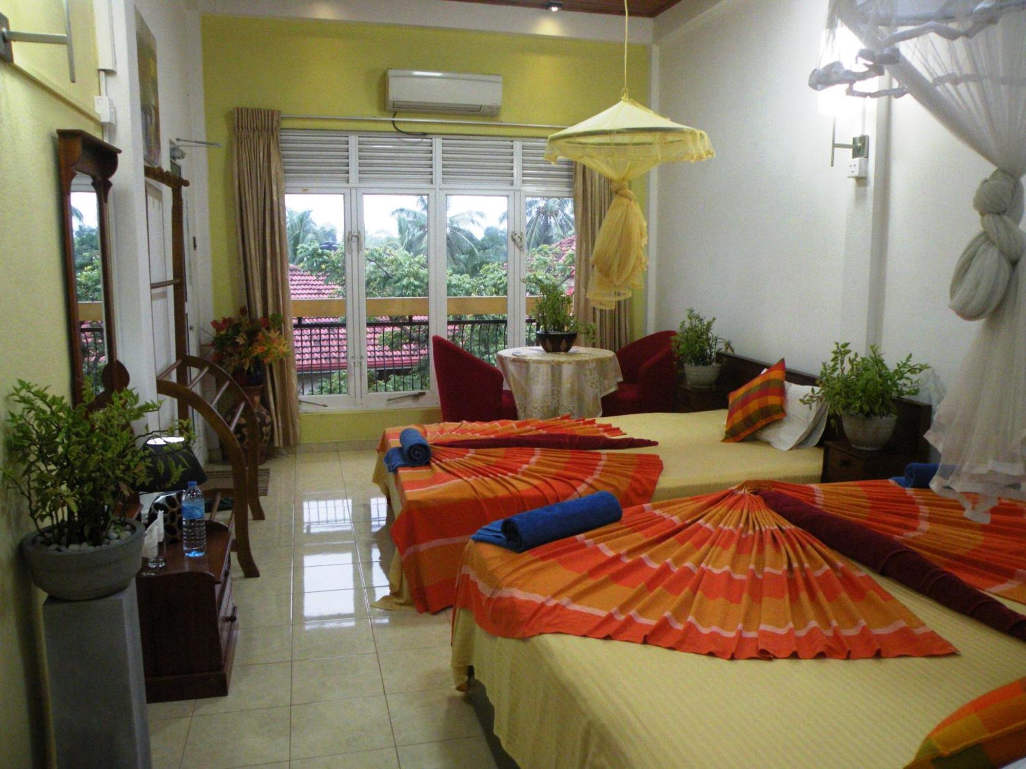 Henderson Airport Residence Negombo Habitación foto